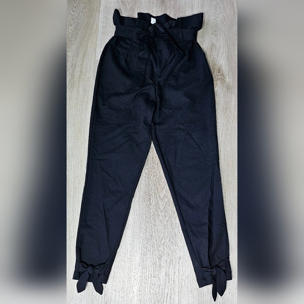 Medium Black Tie Waistband Casual Pants